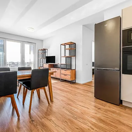 Svetly S Parkovanim A Klimatizaciou V Novostavbe Appartement *