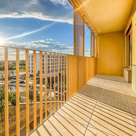 Svetly S Parkovanim A Klimatizaciou V Novostavbe Appartement Bratislava